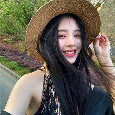 丑小鸭的天鹅湖